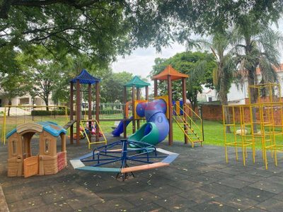 Loteamento e Condomínio, 404 m² - Foto 4