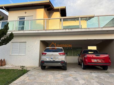 Sobrado, 4 quartos, 213 m² - Foto 1