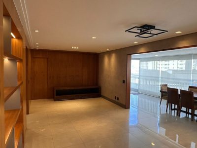 Apartamento, 3 quartos, 230 m² - Foto 1
