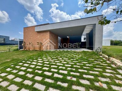 Casa, 3 quartos, 400 m² - Foto 1