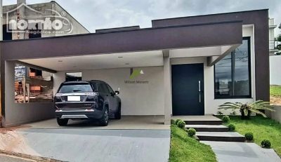 Casa, 5 quartos, 163 m² - Foto 1