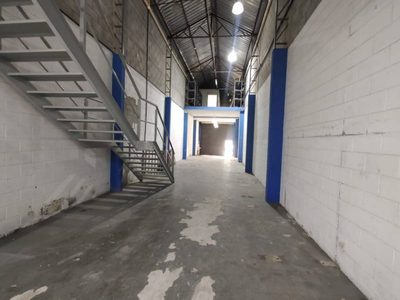 Depósito-Galpão, 390 m² - Foto 2