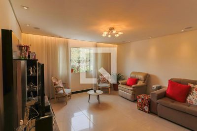 Casa, 3 quartos, 195 m² - Foto 2