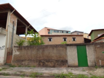 Casa, 5 quartos, 218 m² - Foto 1