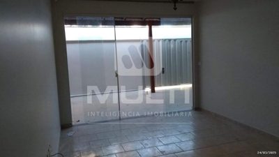 Casa, 5 quartos, 240 m² - Foto 3