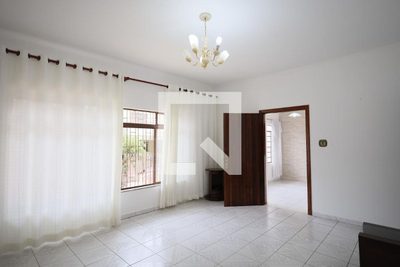 Casa, 2 quartos, 250 m² - Foto 1