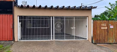 Casa, 3 quartos, 151 m² - Foto 1