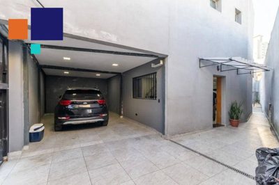 Sobrado, 3 quartos, 307 m² - Foto 1