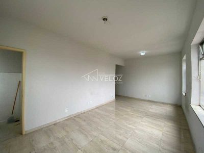 Apartamento, 1 quarto, 40 m² - Foto 2