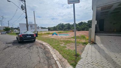Terreno, 348 m² - Foto 1