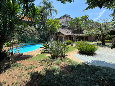 Casa, 8 quartos, 984 m² - Foto 2
