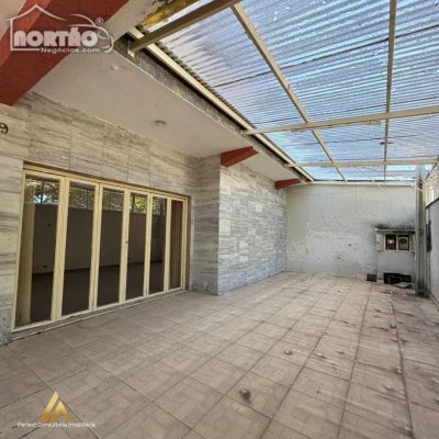 Casa, 5 quartos, 300 m² - Foto 3