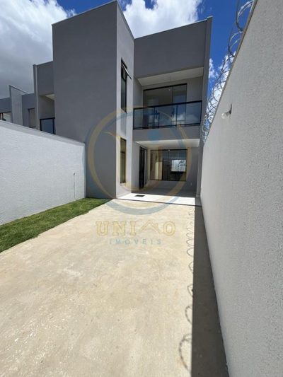 Casa, 3 quartos, 150 m² - Foto 1