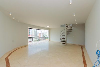 Cobertura, 3 quartos, 238 m² - Foto 3
