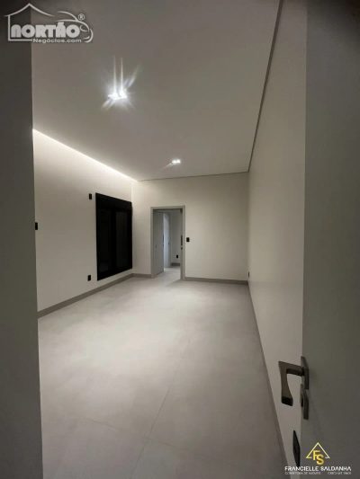 Casa, 1 quarto, 226 m² - Foto 4