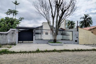 Casa, 4 quartos, 156 m² - Foto 1