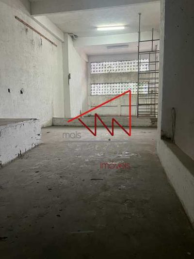 Loja-Salão, 241 m² - Foto 1