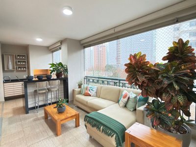 Apartamento, 4 quartos, 238 m² - Foto 1