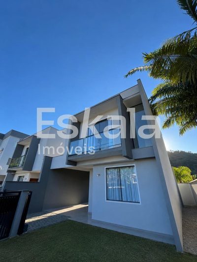 Sobrado, 3 quartos, 103 m² - Foto 1