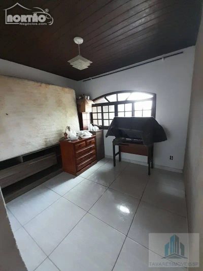 Casa, 2 quartos, 130 m² - Foto 3