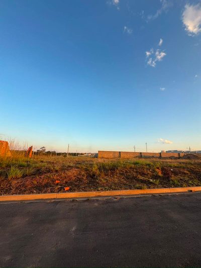 Terreno, 338 m² - Foto 1