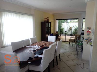 Sobrado, 4 quartos, 237 m² - Foto 1