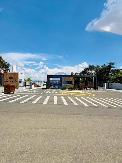 Terreno, 200 m² - Foto 2
