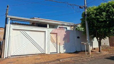 Casa, 3 quartos, 261 m² - Foto 1