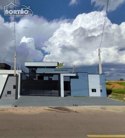 Casa, 5 quartos, 97 m² - Foto 1