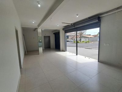 Loja-Salão, 72 m² - Foto 1