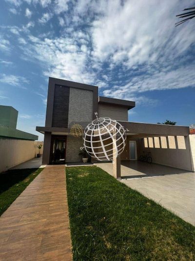Casa, 3 quartos, 252 m² - Foto 1