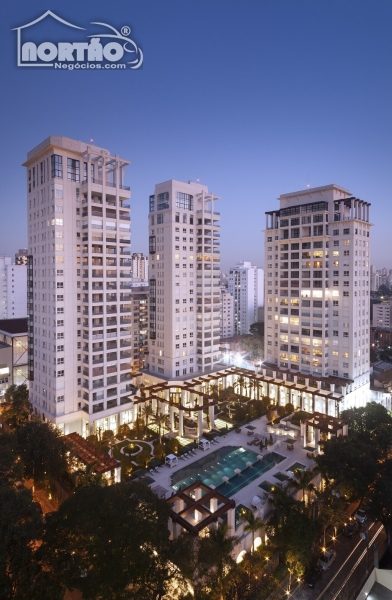 Casa, 4 quartos, 893 m² - Foto 1