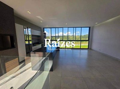Casa, 3 quartos, 200 m² - Foto 1