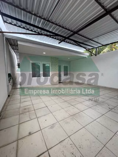 Casa, 3 quartos, 200 m² - Foto 1