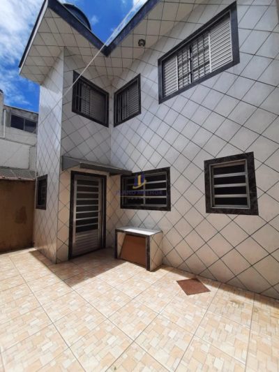 Casa, 3 quartos, 100 m² - Foto 1