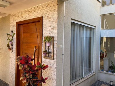 Casa, 3 quartos, 235 m² - Foto 4