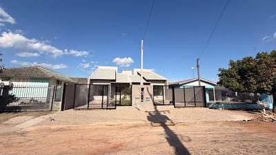 Casa, 2 quartos, 108 m² - Foto 2