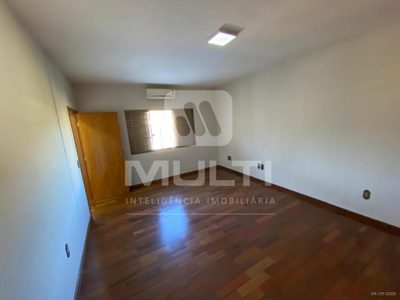 Casa, 4 quartos, 295 m² - Foto 4