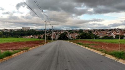 Terreno, 200 m² - Foto 2