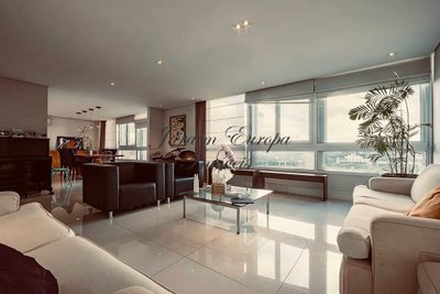 Apartamento, 3 quartos, 240 m² - Foto 3