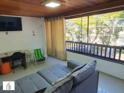 Sobrado, 3 quartos, 218 m² - Foto 1