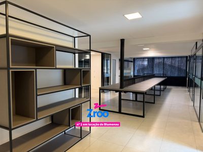 Sala-Conjunto, 200 m² - Foto 1