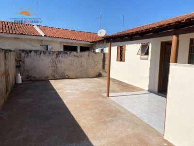 Casa, 1 quarto, 220 m² - Foto 2