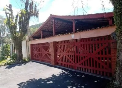 Casa, 4 quartos, 270 m² - Foto 1