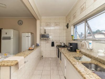 Casa, 5 quartos, 297 m² - Foto 2