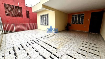 Casa, 3 quartos, 244 m² - Foto 2
