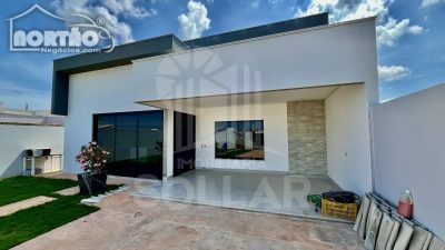 Casa, 3 quartos, 129 m² - Foto 1