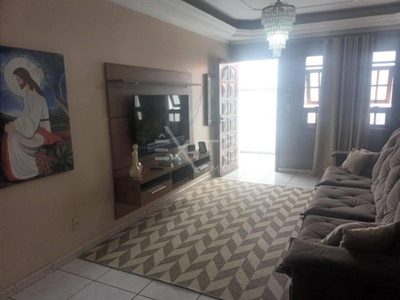 Casa, 3 quartos, 180 m² - Foto 2