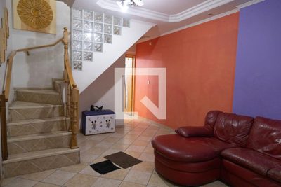 Casa, 5 quartos, 240 m² - Foto 1