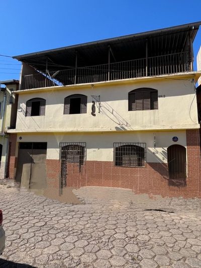 Casa, 9 quartos, 320 m² - Foto 1